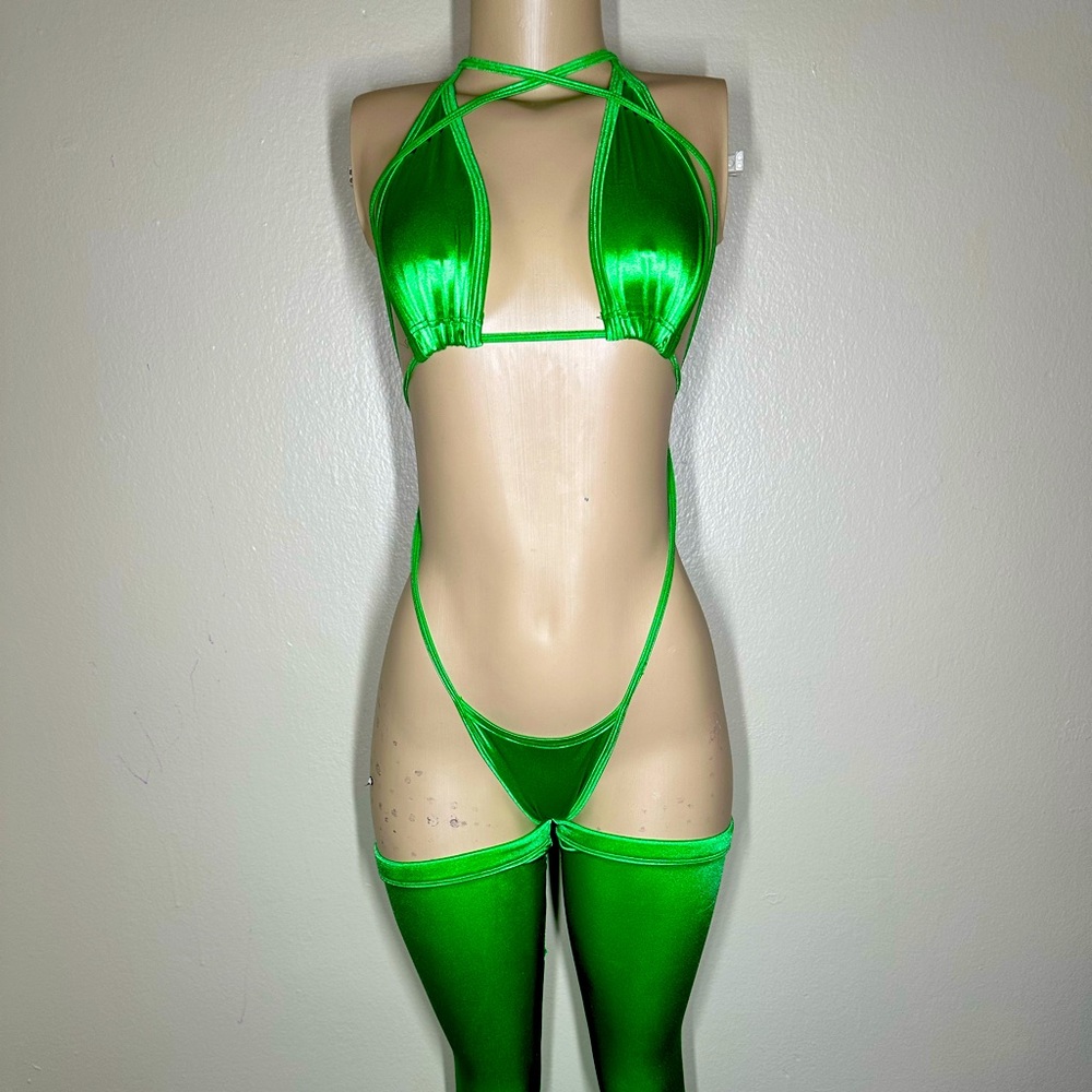 Exotic dancewear set